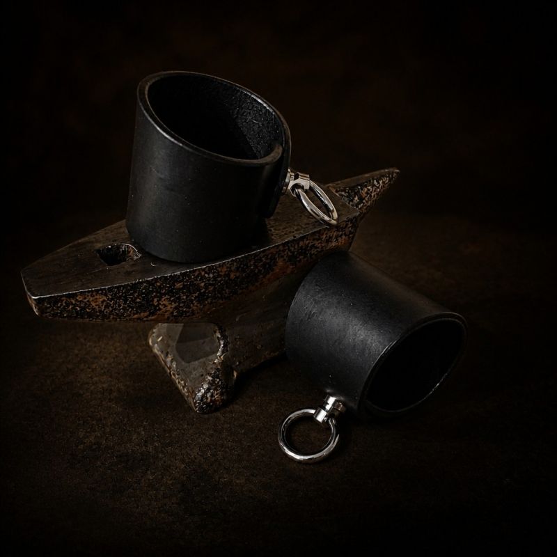 Black Beauty — Halsband & Armreifenset