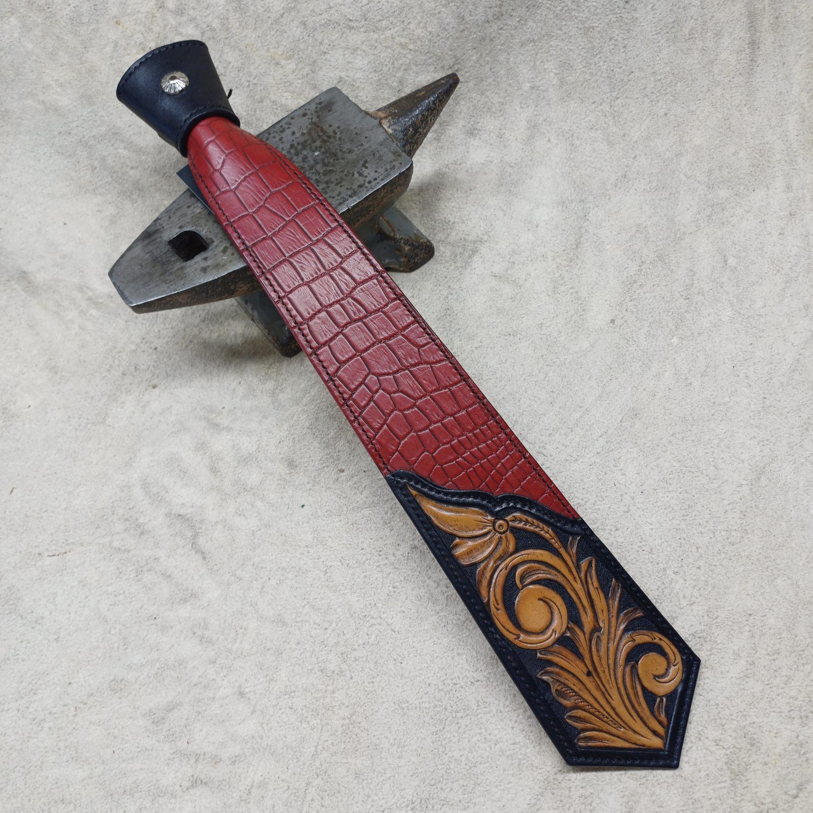 Red Alligator